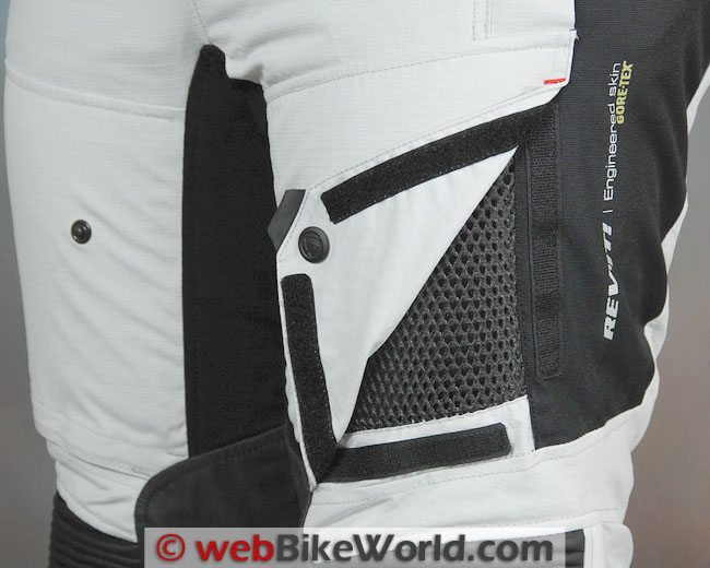 www.webbikeworld.com/r2/rev-it/defender-gtx-pants-review/revit-defender-gtx-pants-vent.jpg