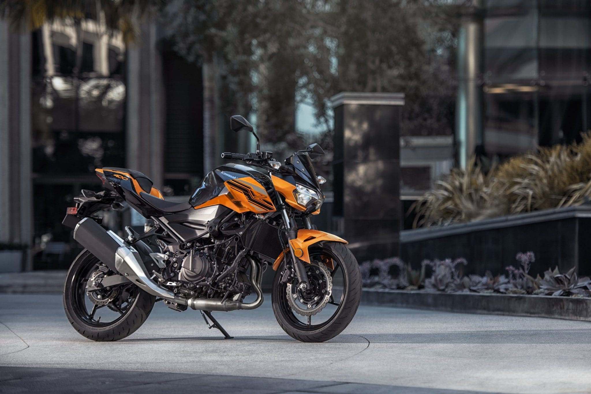 2021 Kawasaki Z900 ABS Buyer's Guide: Specs, Photos, Price