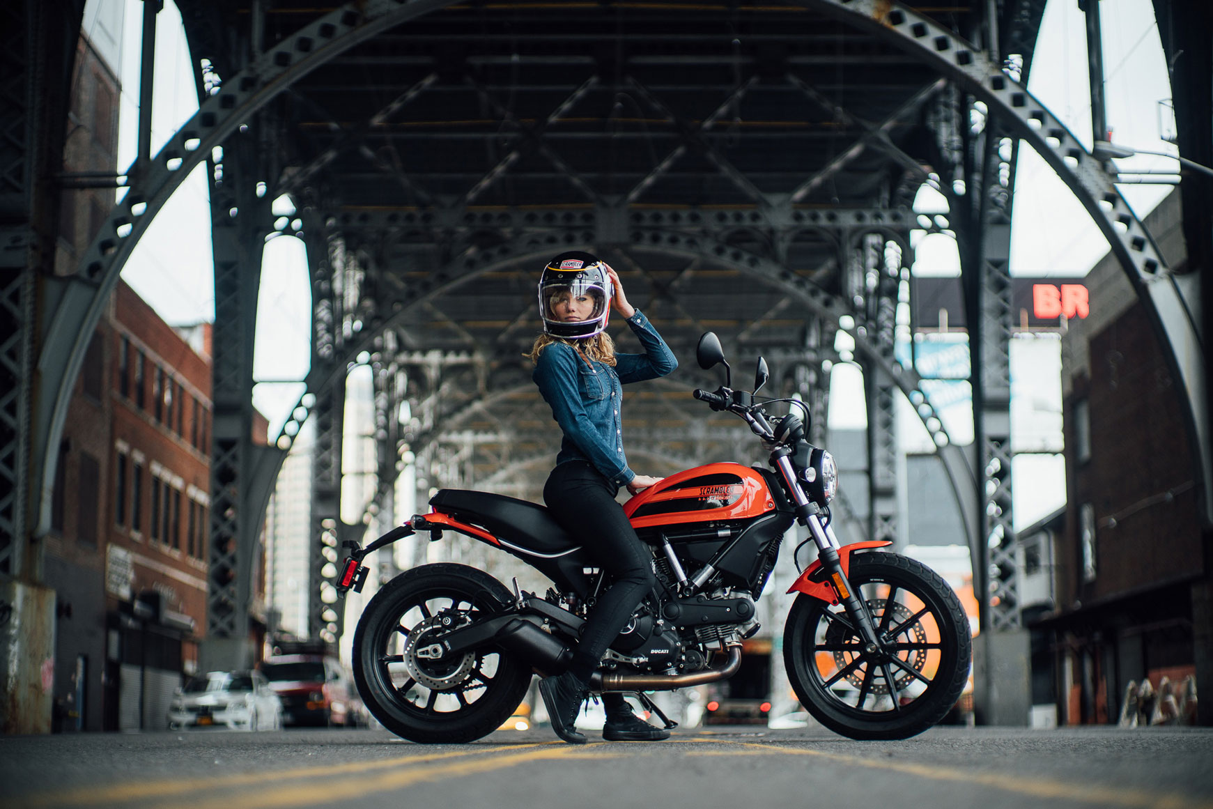 Ducati scrambler sixty two on sale