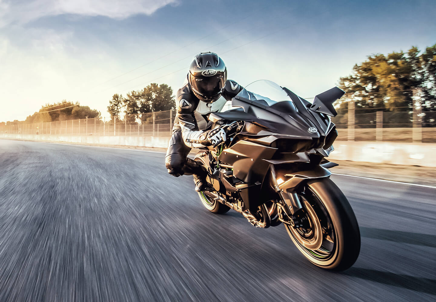 About kawasaki deals ninja h2r