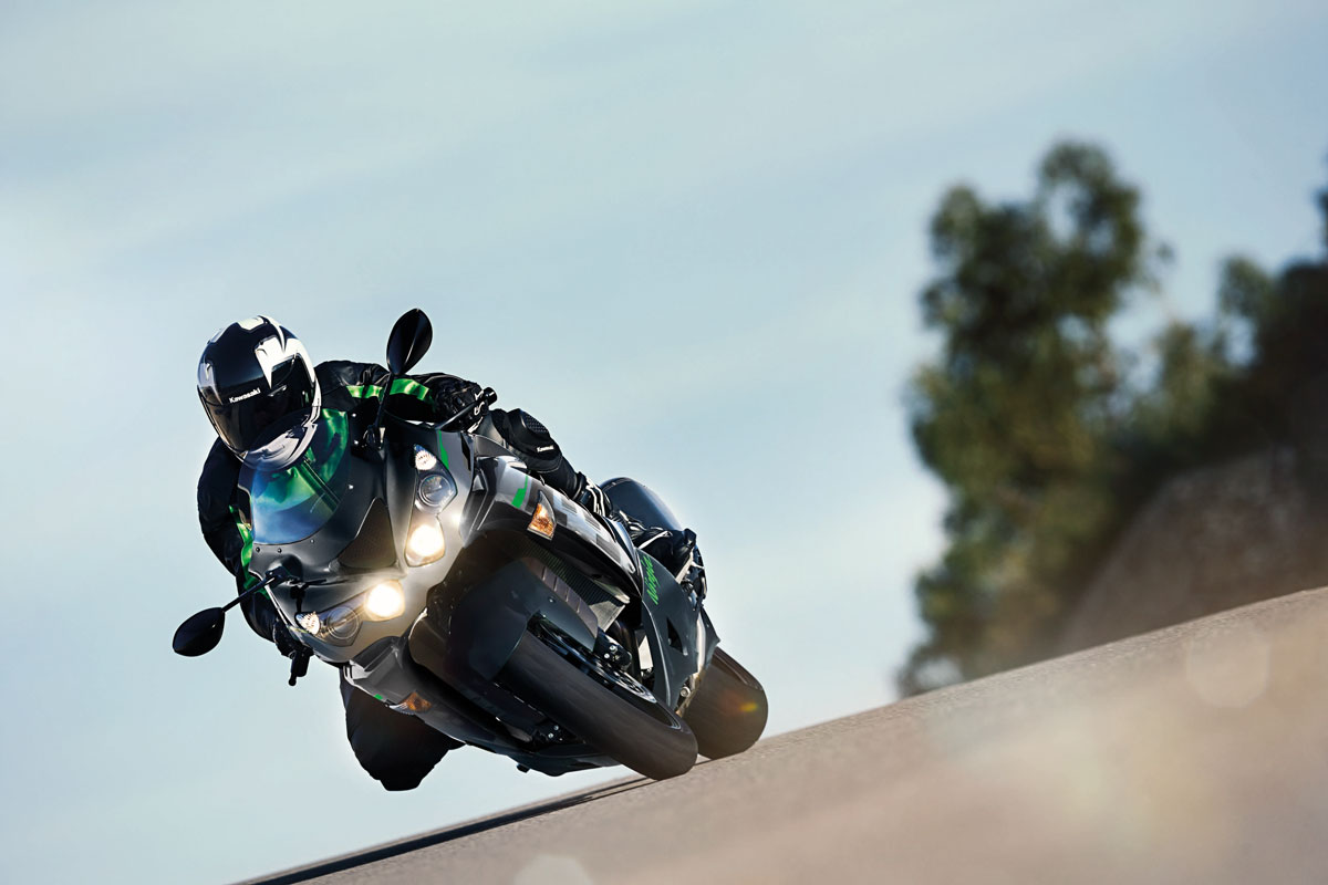 2021 Kawasaki Ninja ZX-14R [Specs, Features, Photos] | wBW