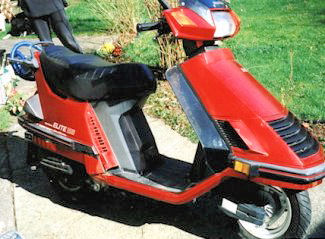 Honda Elite 150 (CH150) scooter - webBikeWorld