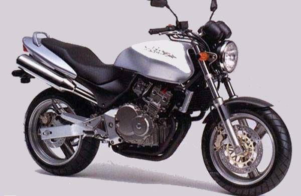 Honda hornet 250 discount on road price