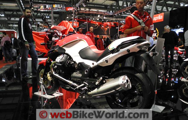 Moto Guzzi Sport 8V - Rear