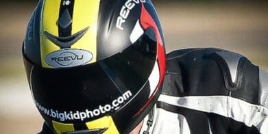 Reevu motorcycle helmet