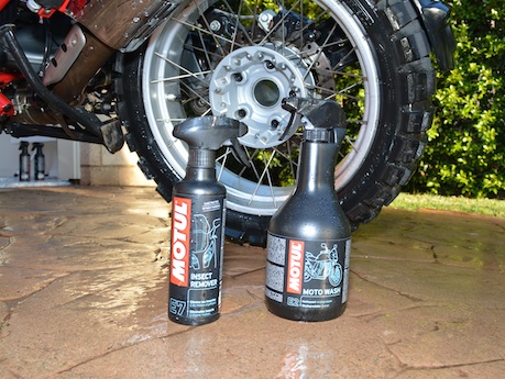 Motul reduces water use in bike cleaning - webBikeWorld