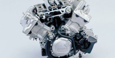 Honda VFR800 VTEC engine with variable valve timing