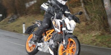 KTM Duke rain