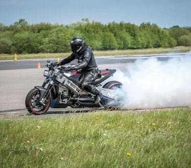 Madmax turbine motorcycle and successor to the Y2K