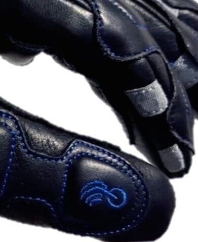 Beartek Bluetooth smart gloves