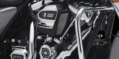 2017 Harley-Davidson Touring models get the 107 Milwaukee Eight engine Road King air-cooled