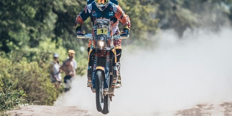 Toby Price's Dakar dream ends in crash