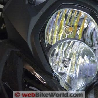 Suzuki V-Strom 1000 ABS Yellow Headlight Bulb Replacement - webBikeWorld