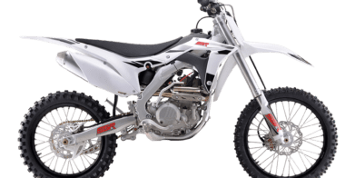 SSR dirt bike