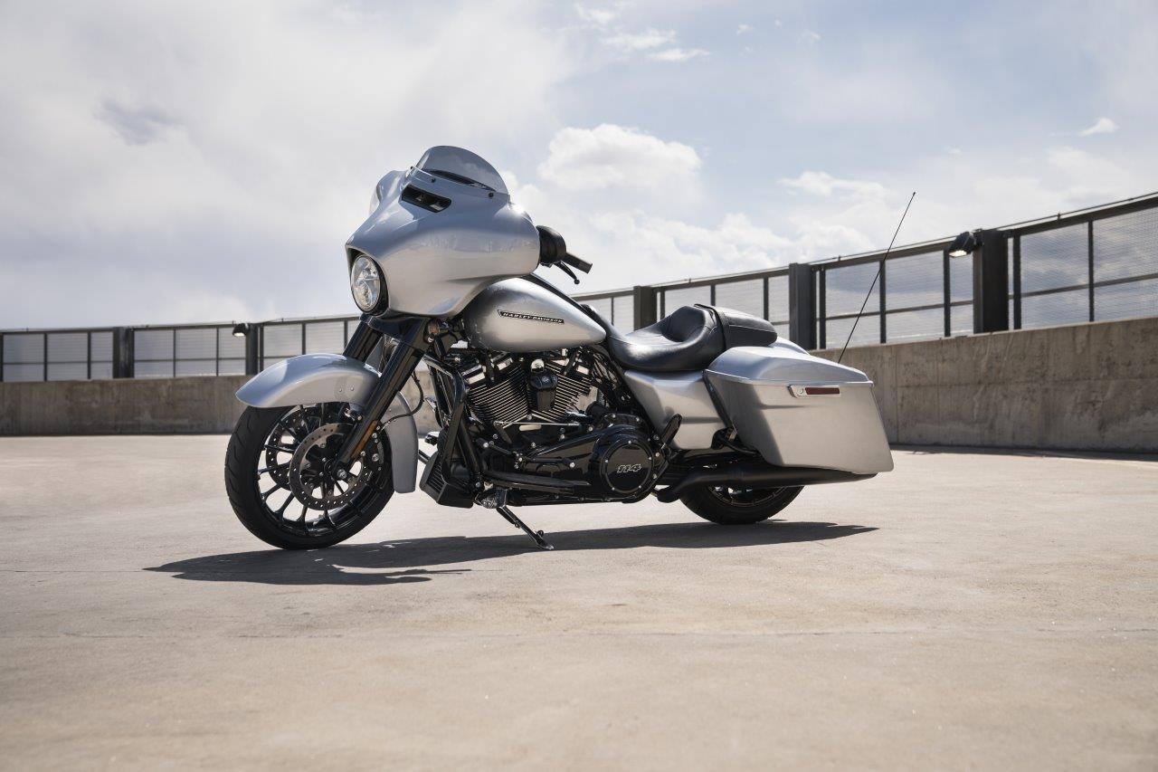 2020 Harley-Davidson Street Glide Special [Specs & Info]