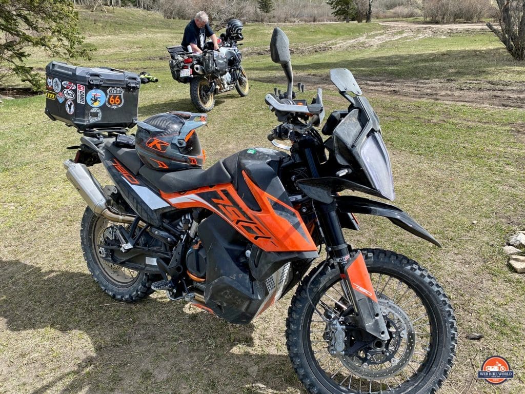 The Klim Krios Pro out on the trails with my KTM 790 adventure.