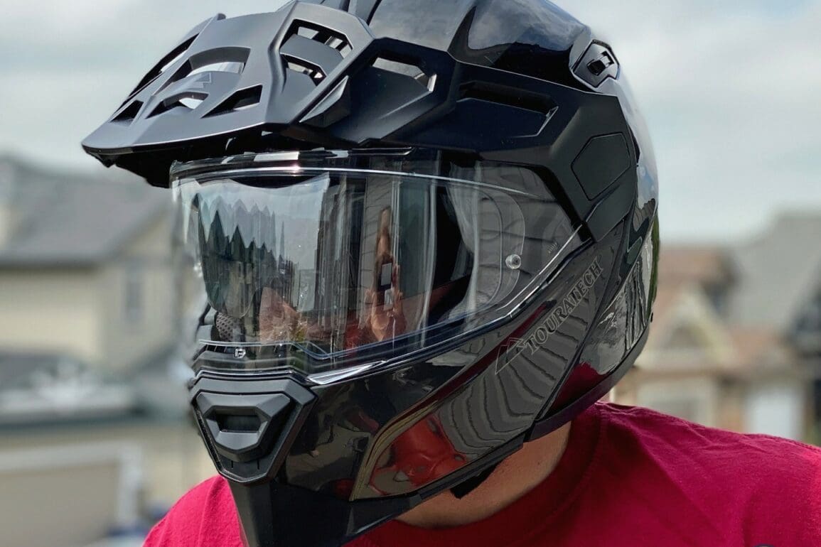26 Pcs Helmet Repair Kit Include Helmet Chin Strap Screwdriver 4 Pcs R  Shape Football Visor Clips 12 Screws with Nuts 4 Rubber Gaskets 4 Helmet