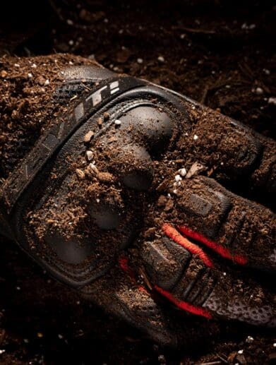 REV'IT Dirt 3 gloves covered in dirt