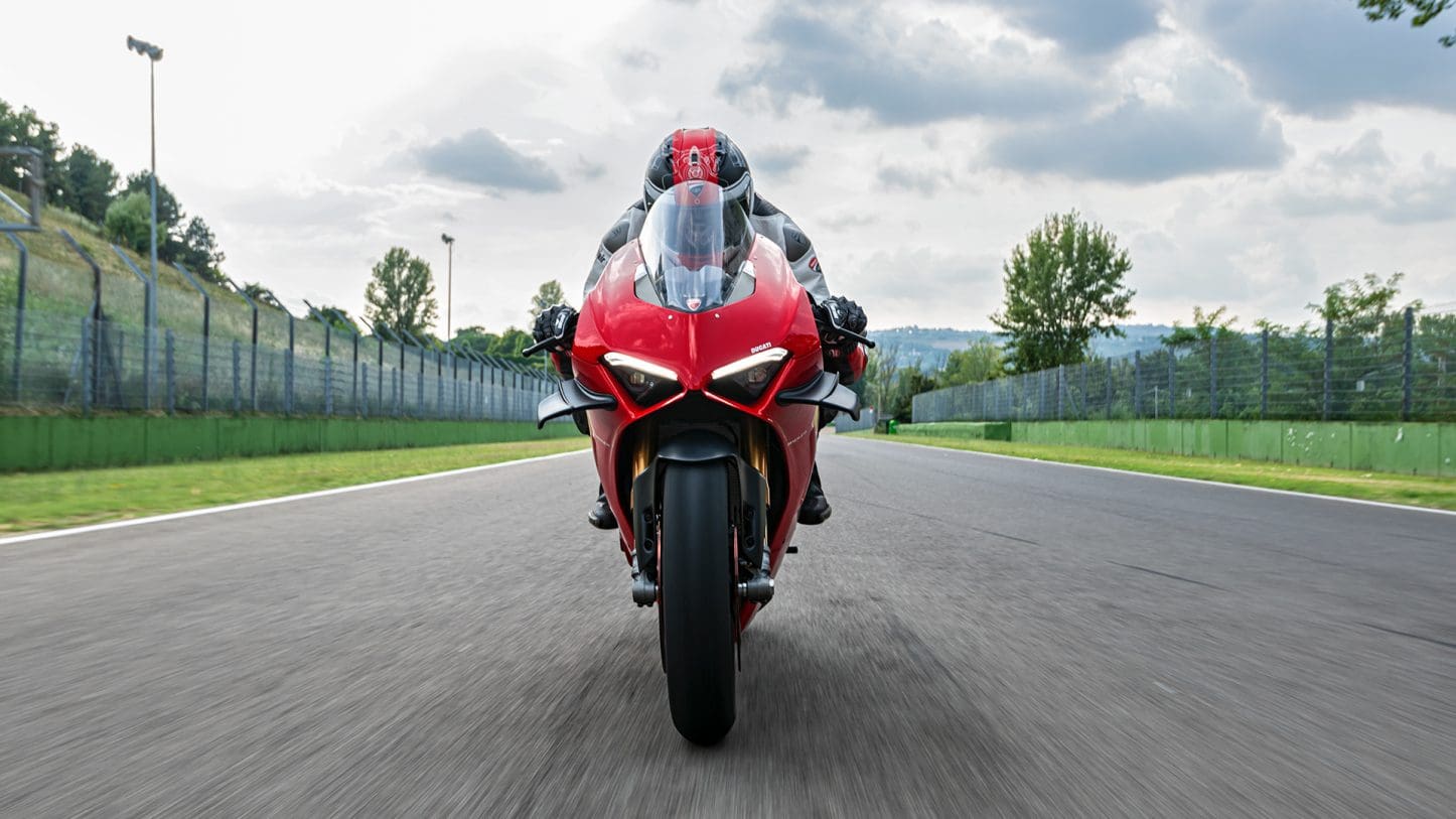 2021 Ducati Panigale V4 [Specs, Features, Photos] | wBW