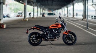 ducati scrambler sixty2 2021