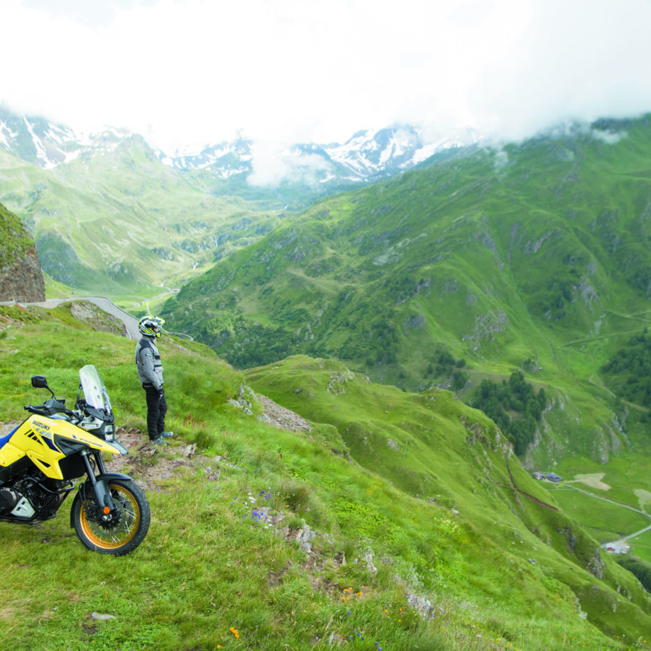 2021 Suzuki V-Strom 1050XT Adventure [Specs, Features, Photos] | wBW