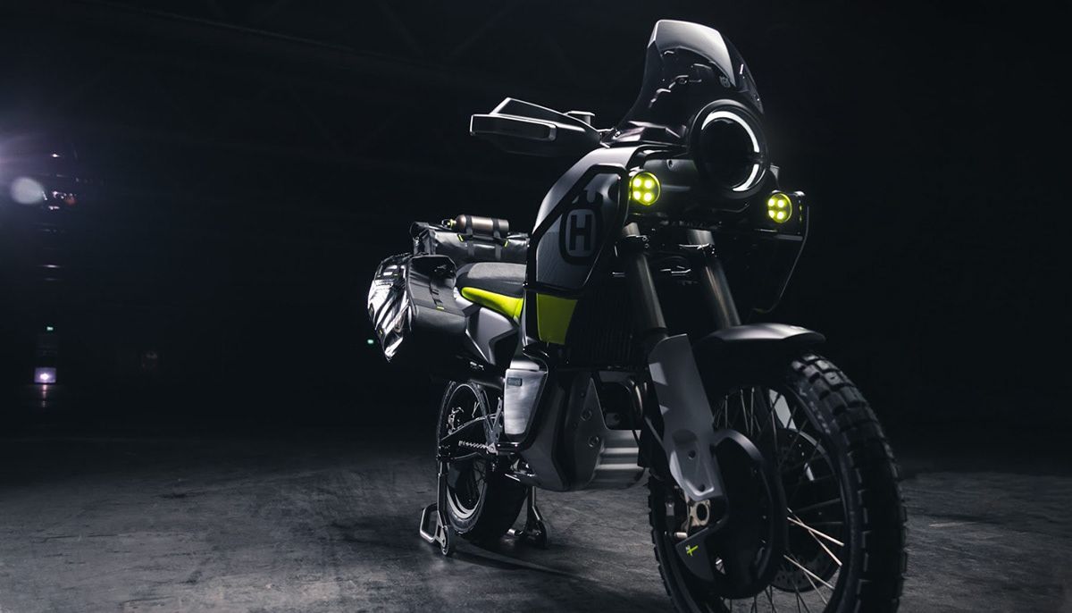 a front view of the concept Norden 901 bike showed at the EICMA show in 2019.