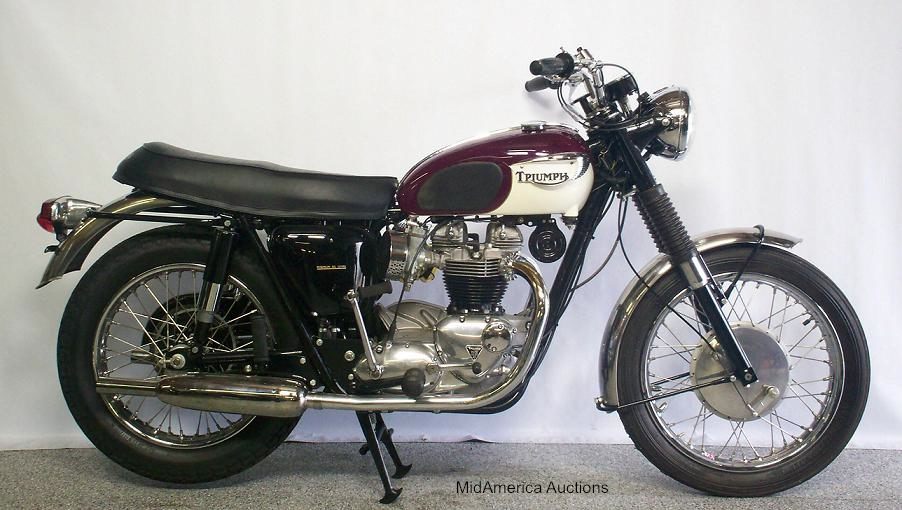 1967 Triumph Bonneville webBikeWorld