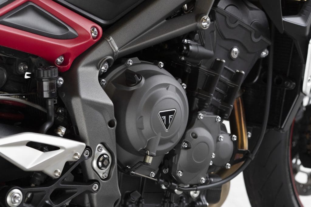 2022 Triumph Street Triple R [Specs, Features, Photos] | wBW