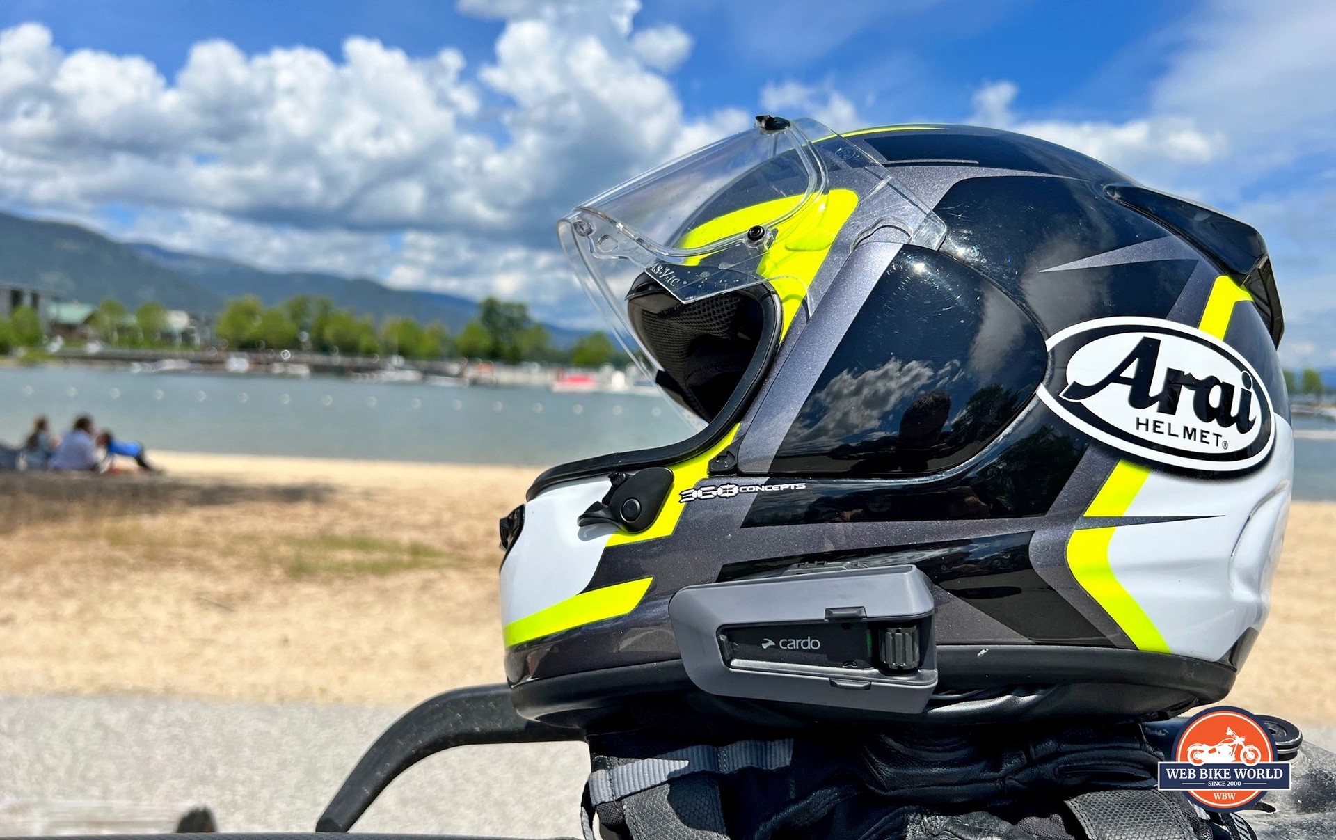Cardo Packtalk Edge Communicator In-Helmet Review