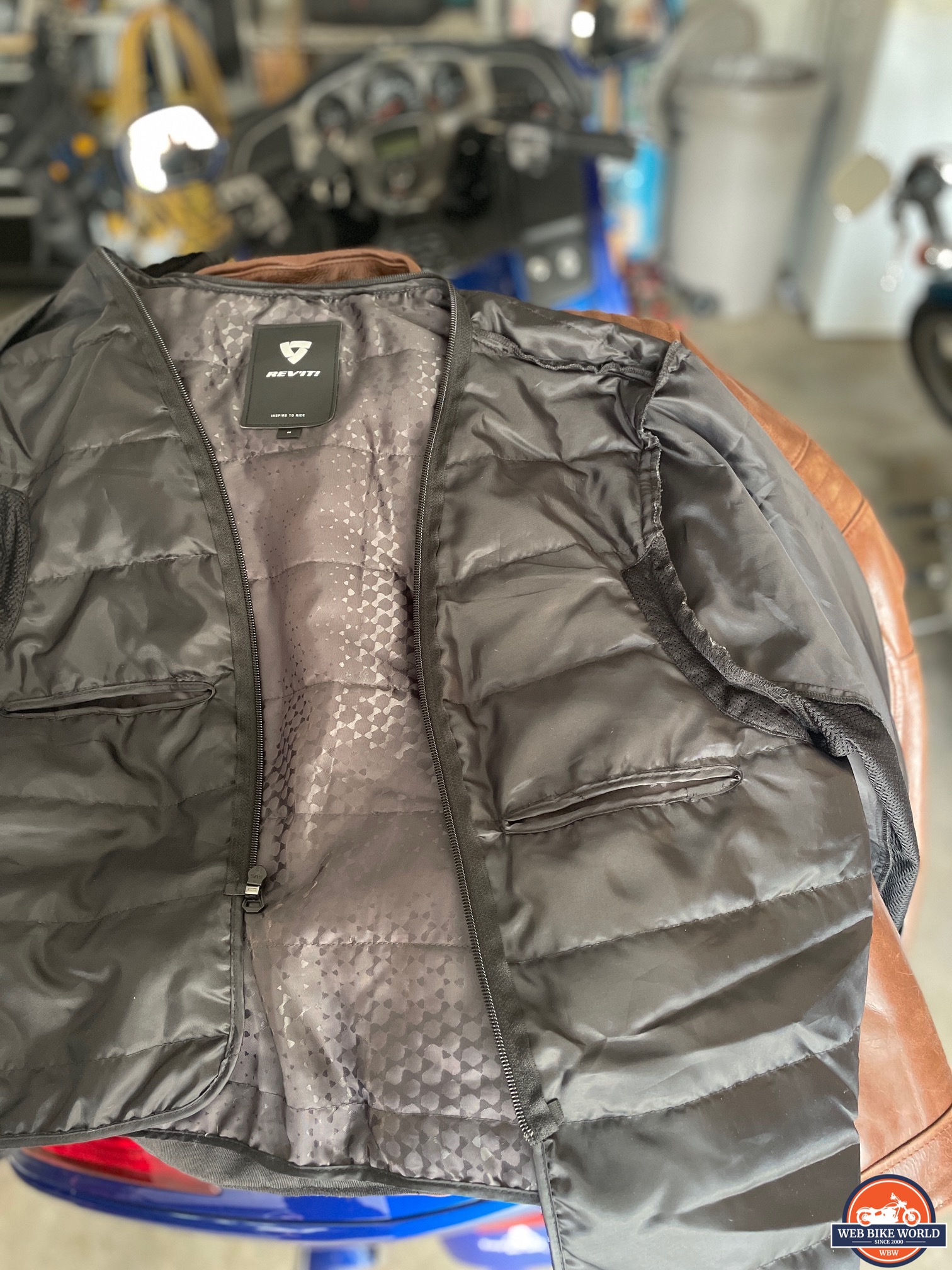 REV’IT Restless Leather Jacket: Hands-On Review | Honda NC700 Forum