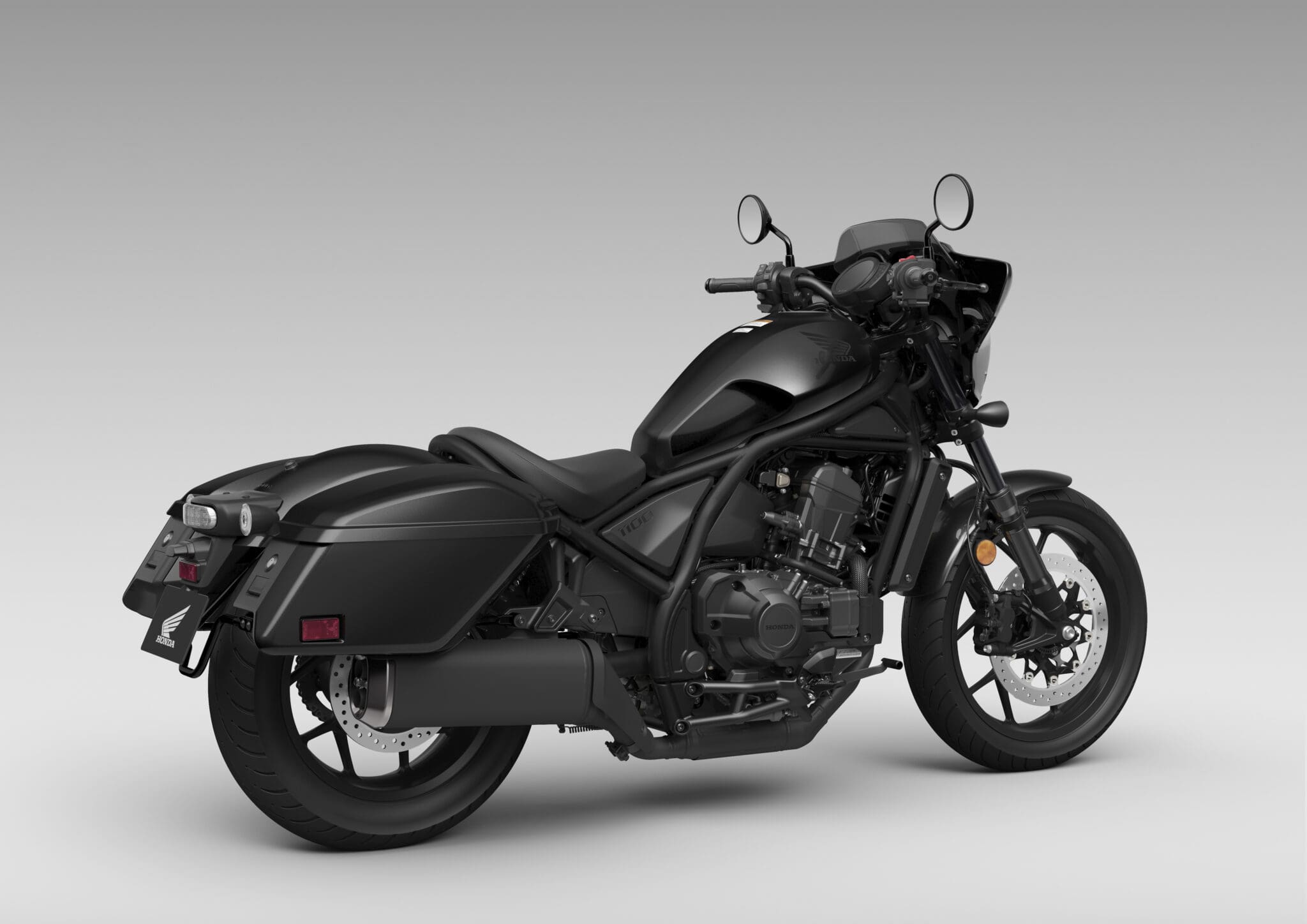 Bagging the Beauty Honda Debuts the New Rebel 1100T DCT webBikeWorld