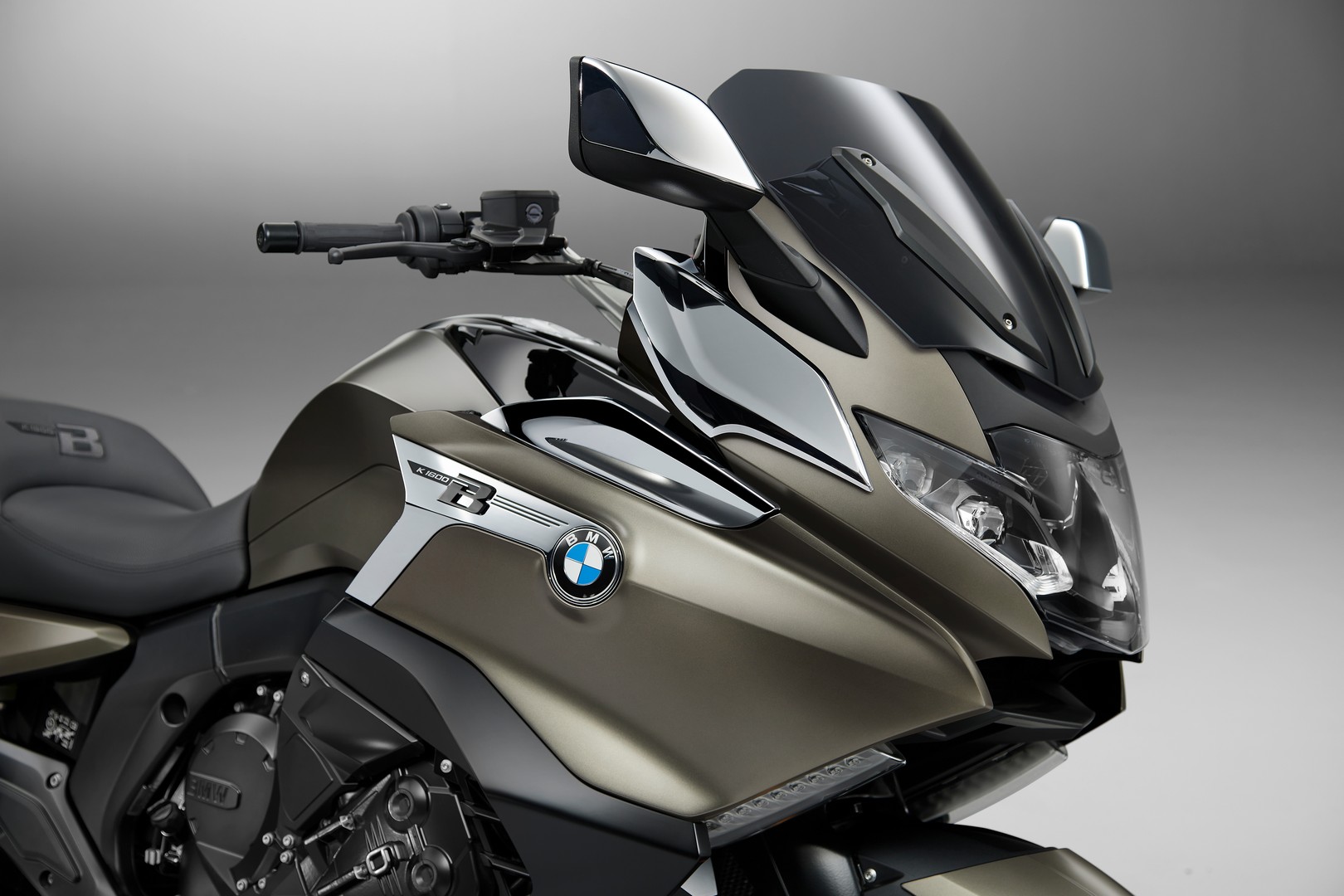 2023 BMW K 1600 B / Midnight [Specs, Features, Photos] – Motos For The Win