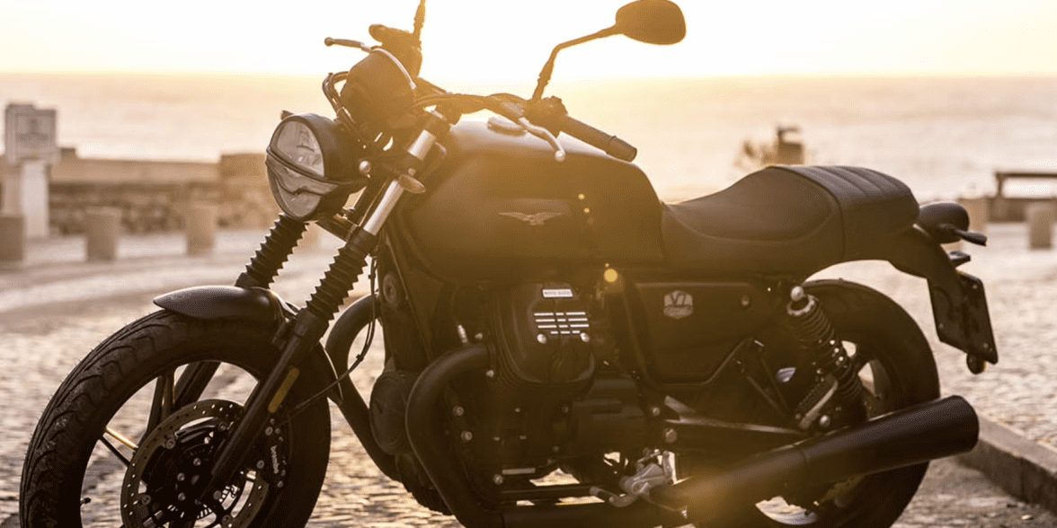 2021 Moto Guzzi V7 Review - Cycle News