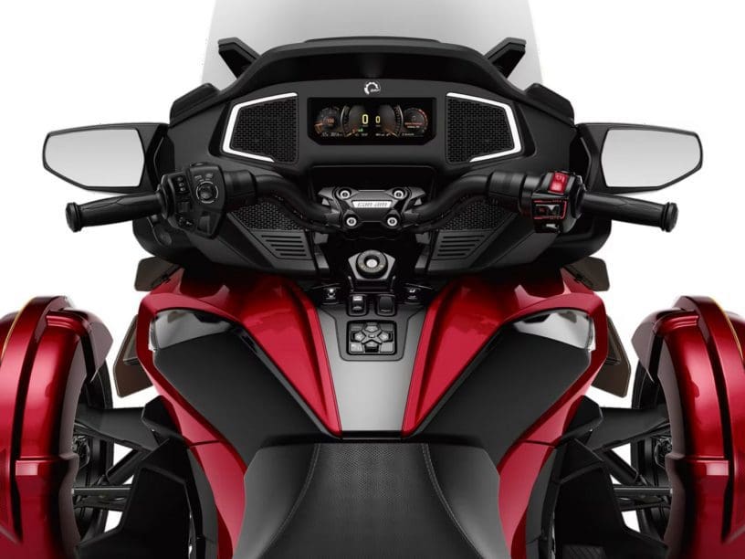 2023 CanAm Spyder RT [Specs, Features, Photos]