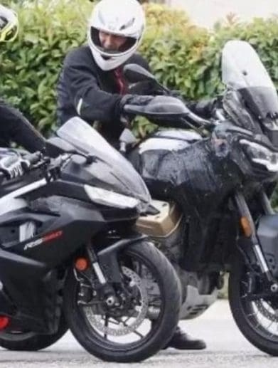 A spy shot showing Moto Guzzi's Stelvio raring for a nearing debut. Media sourced from Motociclismo.