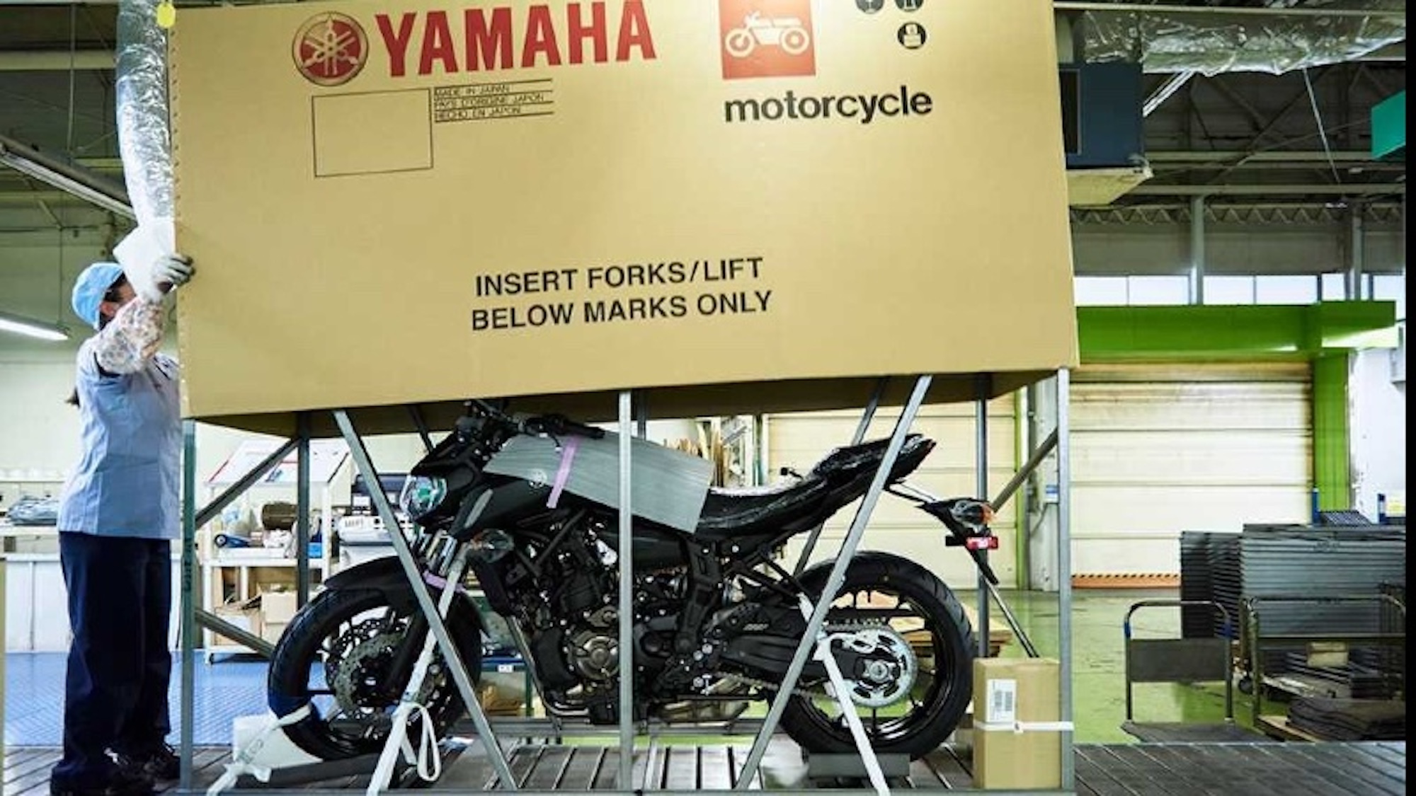 A pictrue of the metal-framed packaging that Yamaha will be changing to incorporate more eco-friendly "low-carbon" recycled steel. Media provided by Powersports Business.