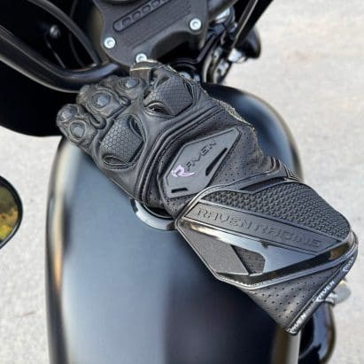 Raven Moto KLAW gauntlet glove